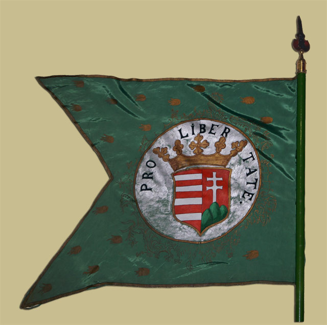 Rákóczi korabeli kuruc lovassági zászló 1706-ból 2 Rákóczi korabeli kuruc lovassági zászló 1706-ból 2